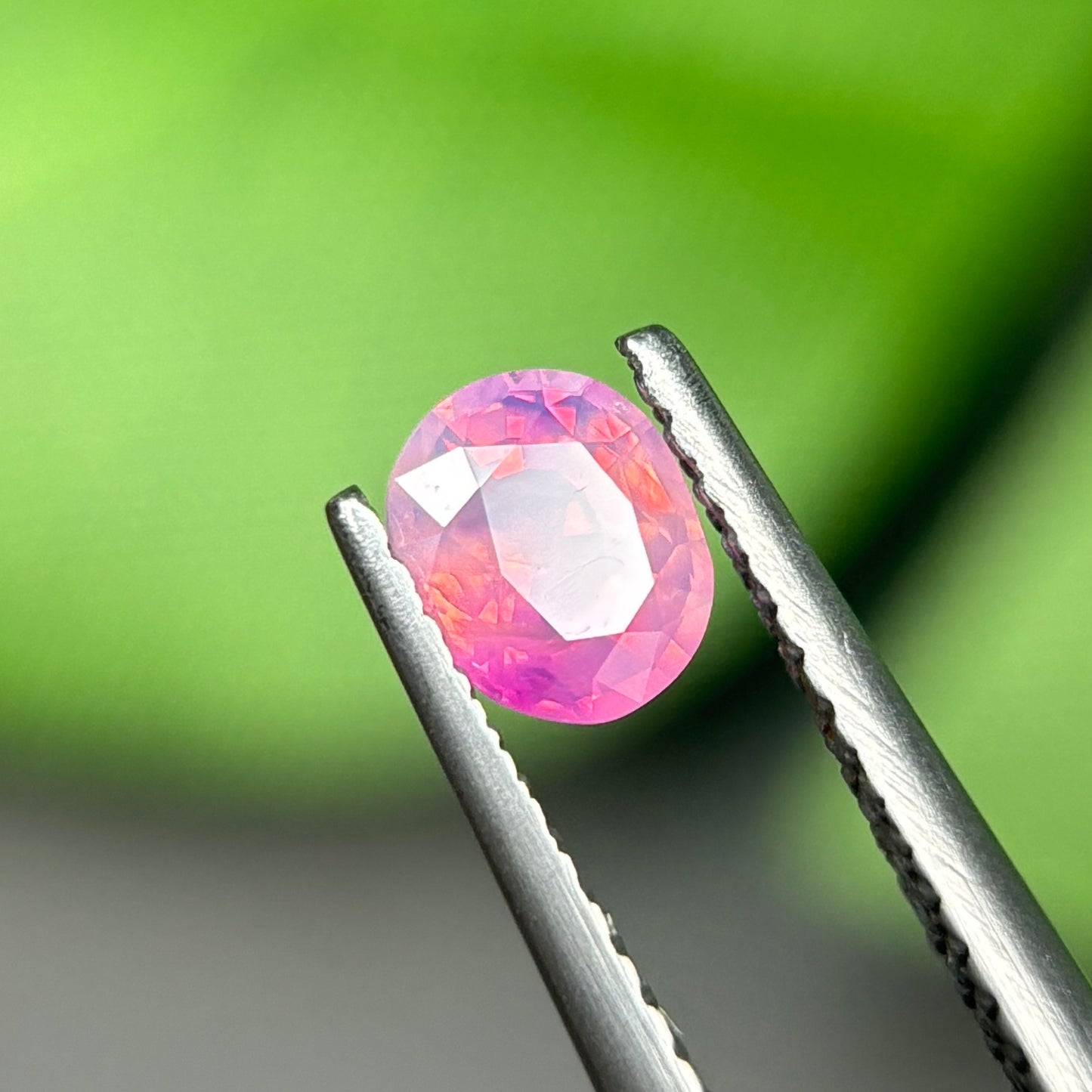0,54 Natural Pink Milky Sapphire Vietnam. Oval Shape. No Treatment Milky Sapphire Luc Yen.