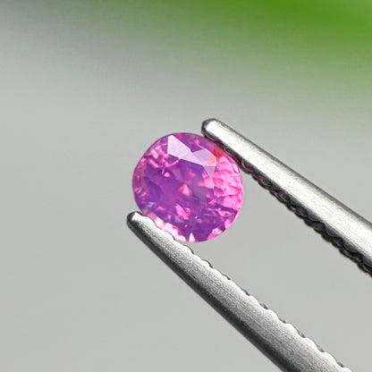 0.32 ct Natural Purplish Pink Sapphire Vietnam. Cushion Shape.