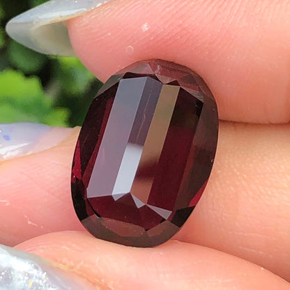 9,12ct Natural Reddish Brown Spinel Vietnam. Round Shape. No Treatment, No Heat Spinel Luc Yen.