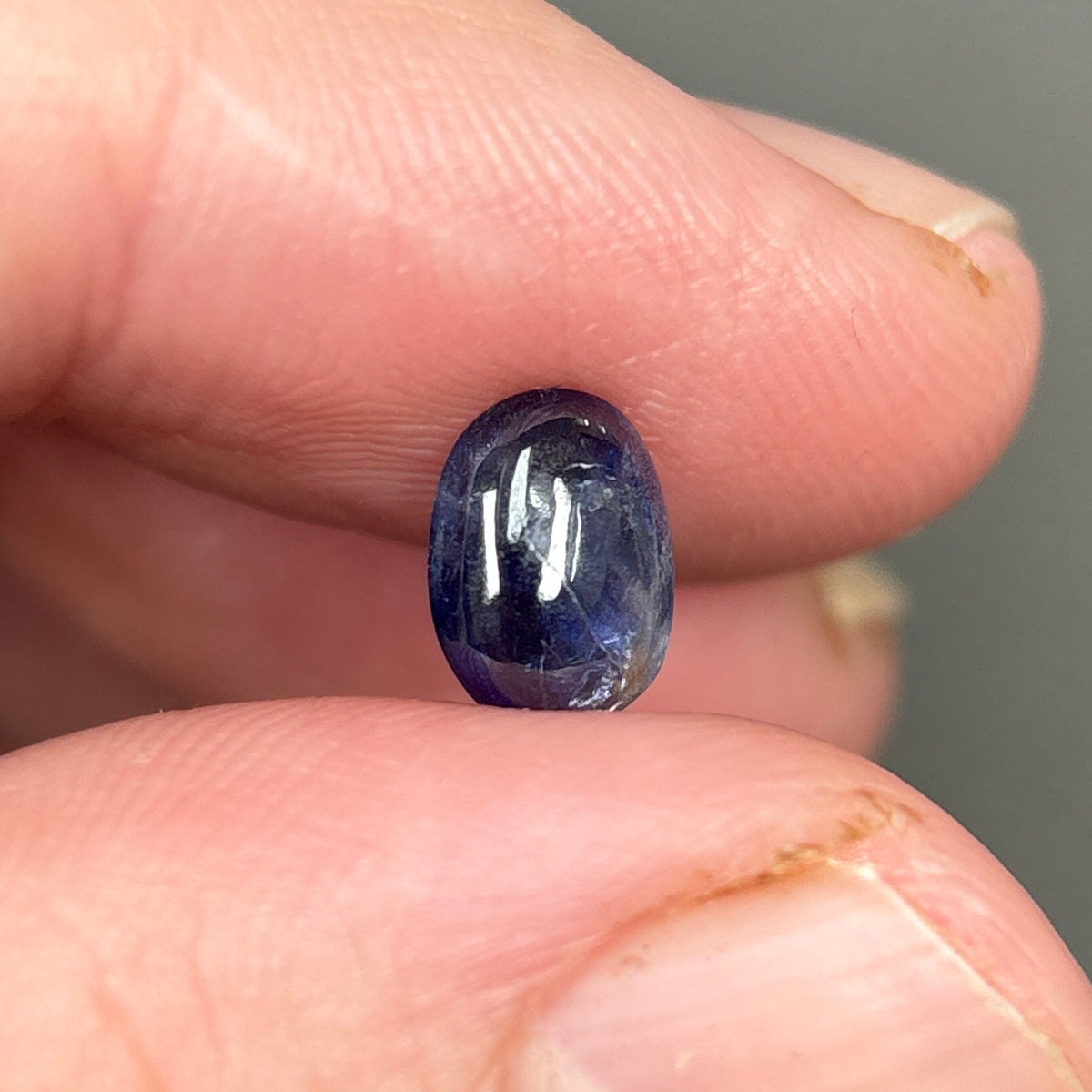 1,15ct Natural Blue Milky Cacbochon Sapphire Viet Nam. No Treatment Sapphire Luc Yen.
