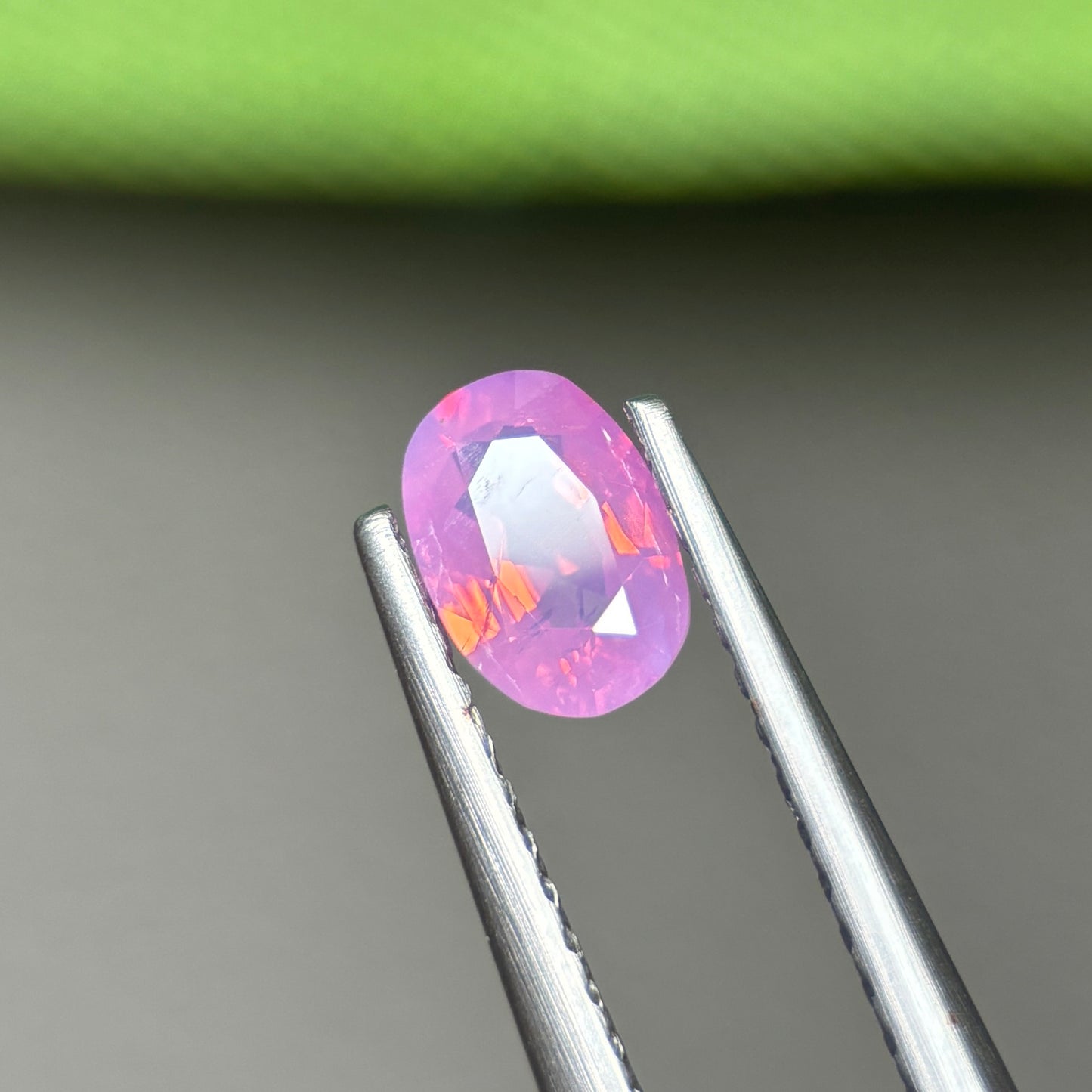 0,5ct Natural Purplish Pink Milky Sapphire Vietnam. Cushion Shape. No Treatment Milky Sapphire Luc Yen.