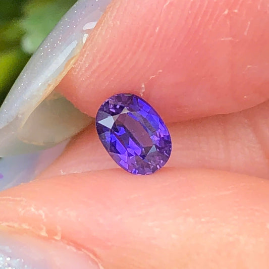 0,47ct Natural Bluish Purple Sapphire Vietnam. Cushion Shape. No Treatment Sapphire Luc Yen.
