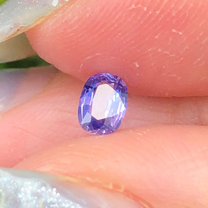 0,31ct Natural Bluish Purple Sapphire Vietnam. Cushion Shape. No Treatment Sapphire Luc Yen.