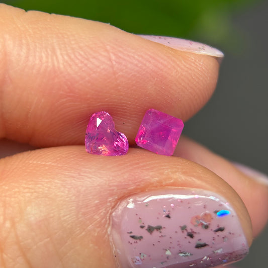 0.52 ct Natural Pink Milky Sapphire Vietnam in 14K Rose Gold Pendant