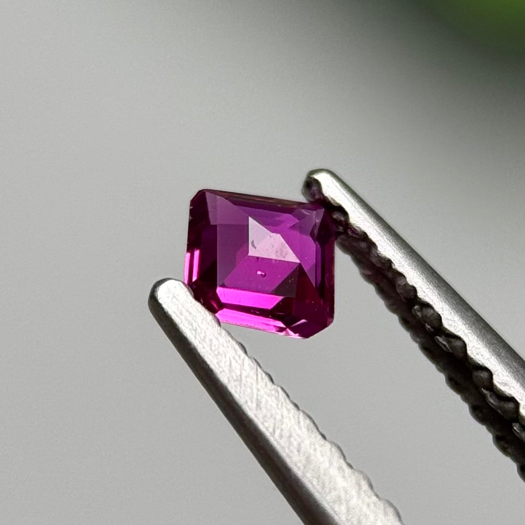 0.20ct Natural Purplish Pink Milky Sapphire Vietnam.