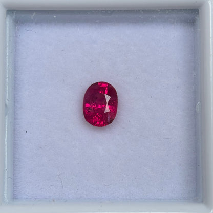 0.60 ct Natural Ruby Viet Nam. Oval Shape. No treatment.