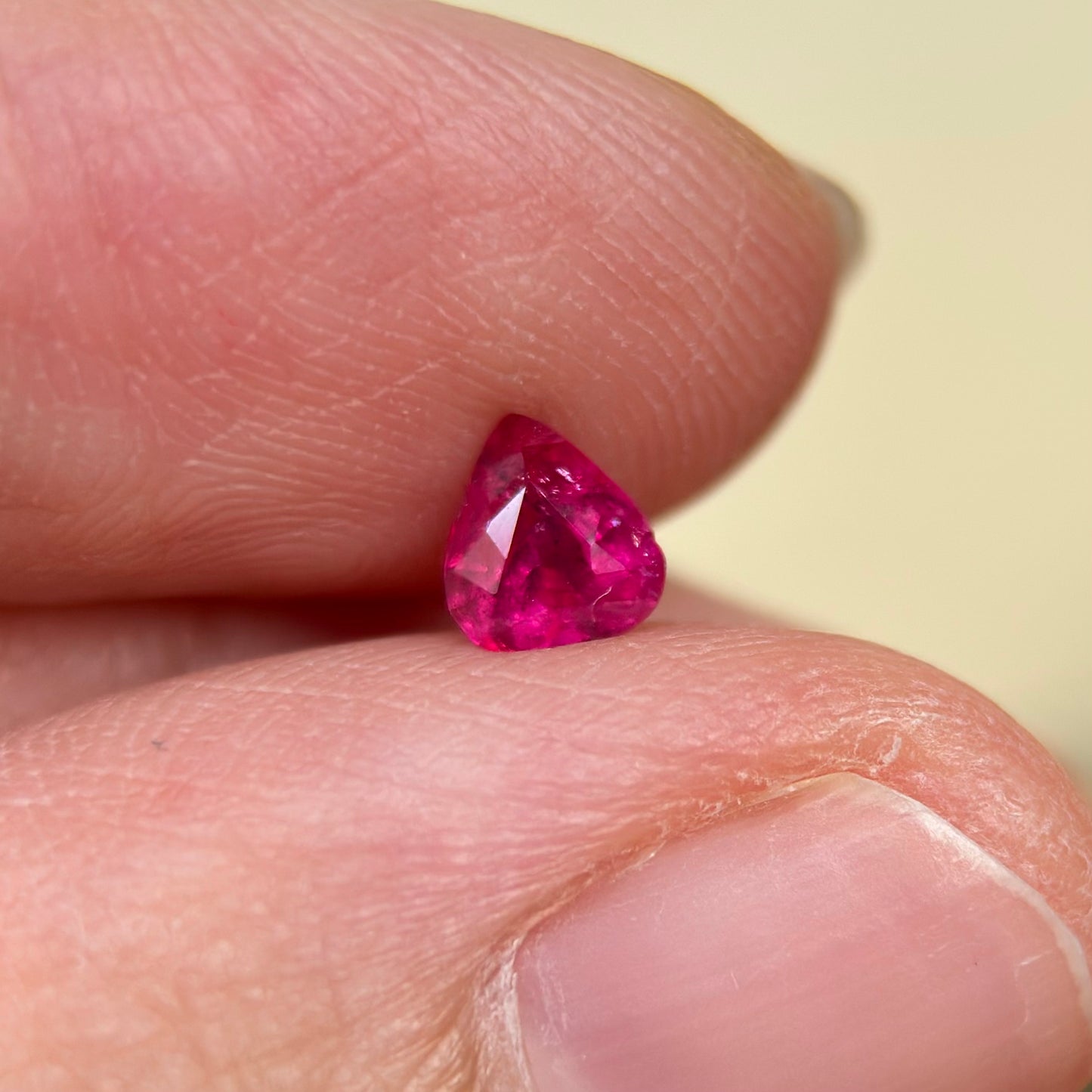 0.45 ct Natural Ruby Viet Nam. Pear Shape. No treatment.