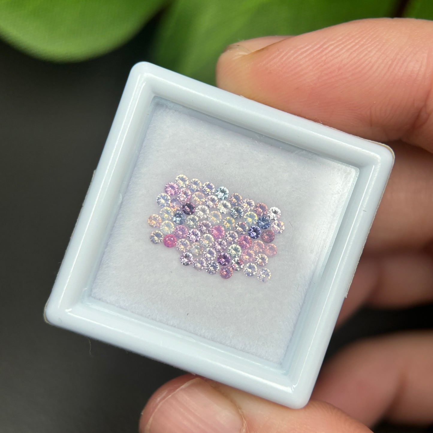 1,0ct/ 59Pcs Natural Sapphire Vietnam, Round Shape, C1 Quality, No Treatment Sapphire Luc Yen.