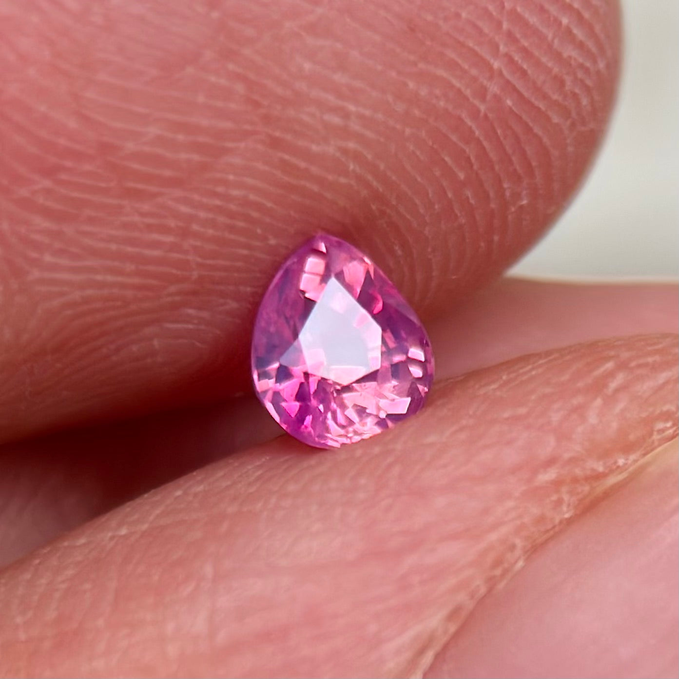 0.44 ct Natural Pink Sapphire Vietnam. Pear Shape. No treatment