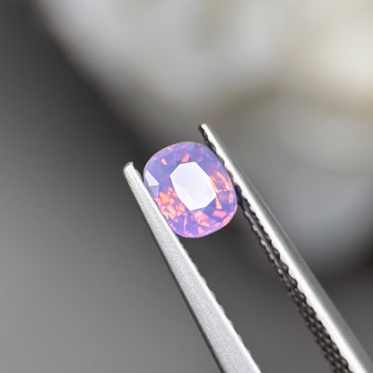 0,55ct Natural Pinkish Purple Milky Sapphire Vietnam. Cushion Shape. No Treatment Milky Sapphire Luc Yen.