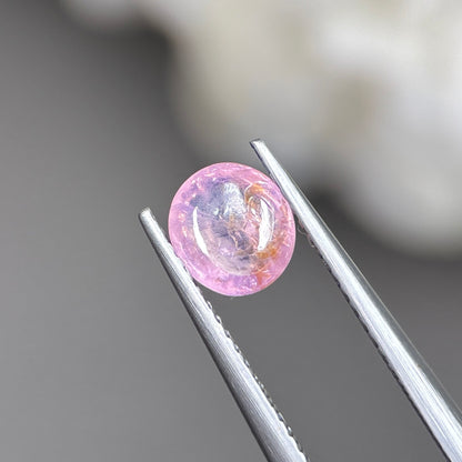 1,49ct Natural Light Pink Cacbochon Sapphire Viet Nam. No Treatment Sapphire Luc Yen.