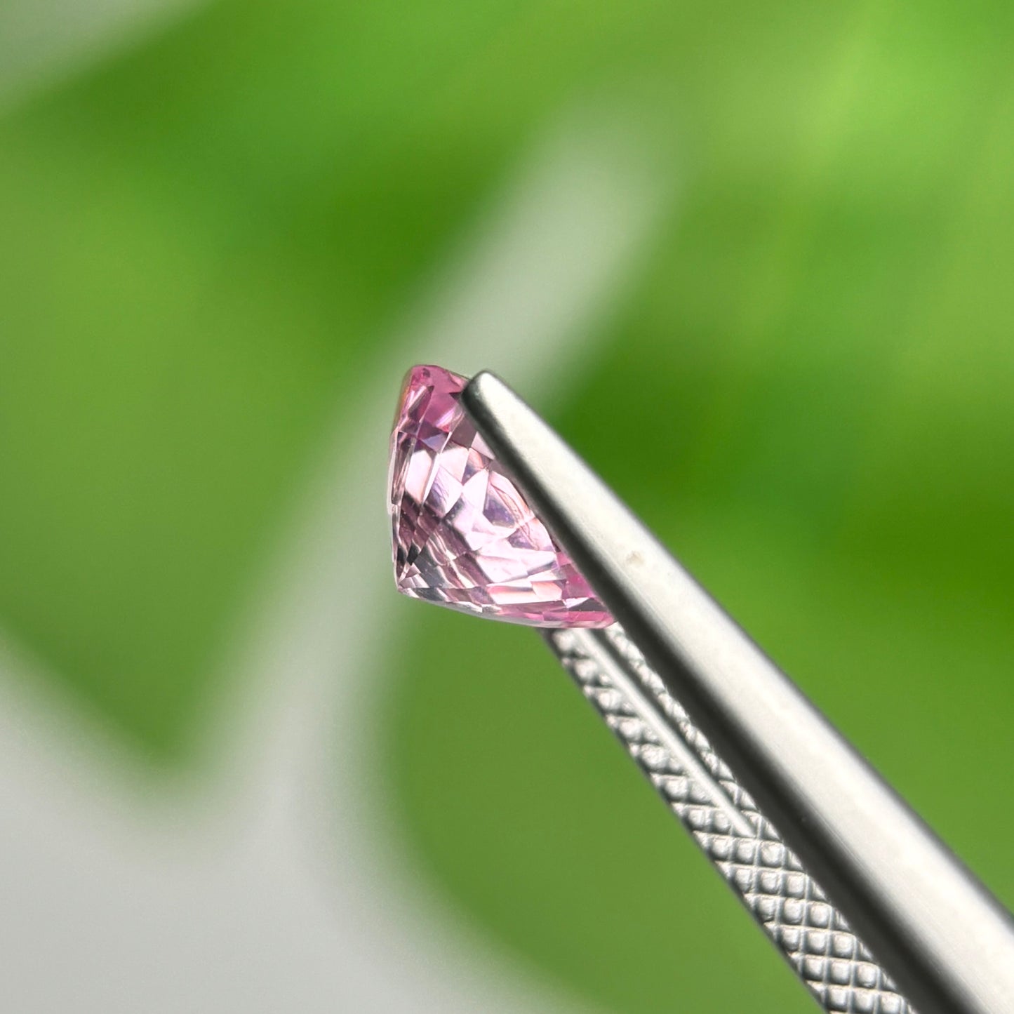 1.57ct Natural Lite Pink Spinel Vietnam. Oval Shape.