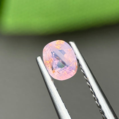 0,48ct Natural Pink Milky Sapphire Vietnam. Cushion Shape. No Treatment Milky Sapphire Luc Yen.