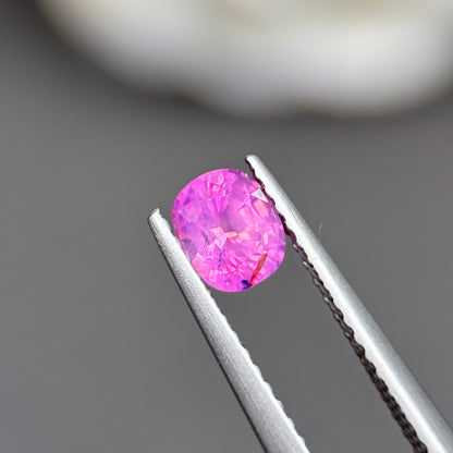 0,66ct Natural Pink Milky Sapphire Vietnam. Cushion Shape. No Treatment Milky Sapphire Luc Yen.
