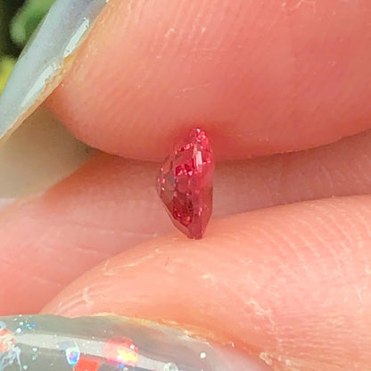 0,36ct Natural Oranghish Pink Spinel Vietnam. Heart Shape. No Treatment Spinel Luc Yen.