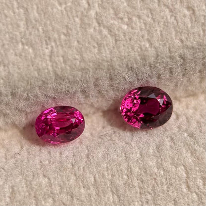 0.72 ct/ 2Pcs Natural Ruby Viet Nam. Cushion Shape. No treatment.