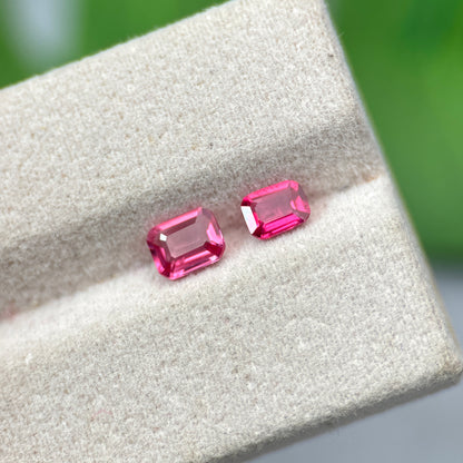 0.92 ct/ 2Pcs Natural Pink & Red Spinel Vietnam. Emerald Shape. No Treatment.