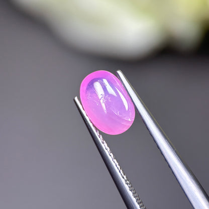 1.70ct Natural Pink Cacbochon Sapphire Viet Nam. No treatment.
