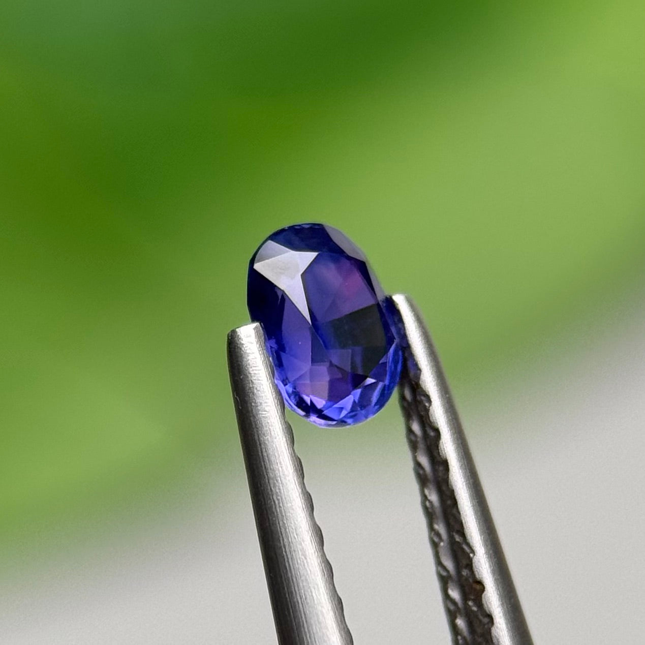 0.52 ct Natural Blue Sapphire Vietnam. Oval Shape. No Treatment.