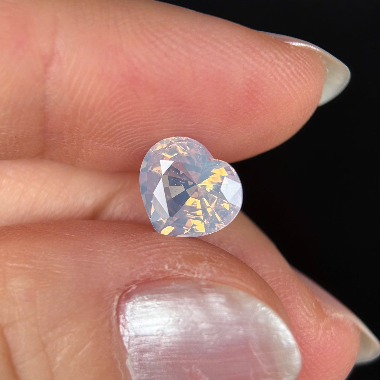 2.20ct Natural Milky White Sapphire Vietnam SELECTED 💰: 3,xxx USD