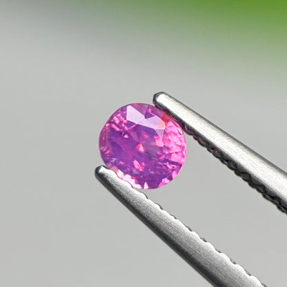 0.32 ct Natural Purplish Pink Sapphire Vietnam. Cushion Shape.