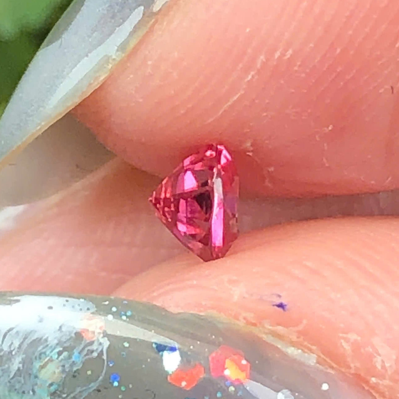 0,33ct Natural Pink Sinel Vietnam. Heart Shape. No Treatment Spinel Luc Yen.