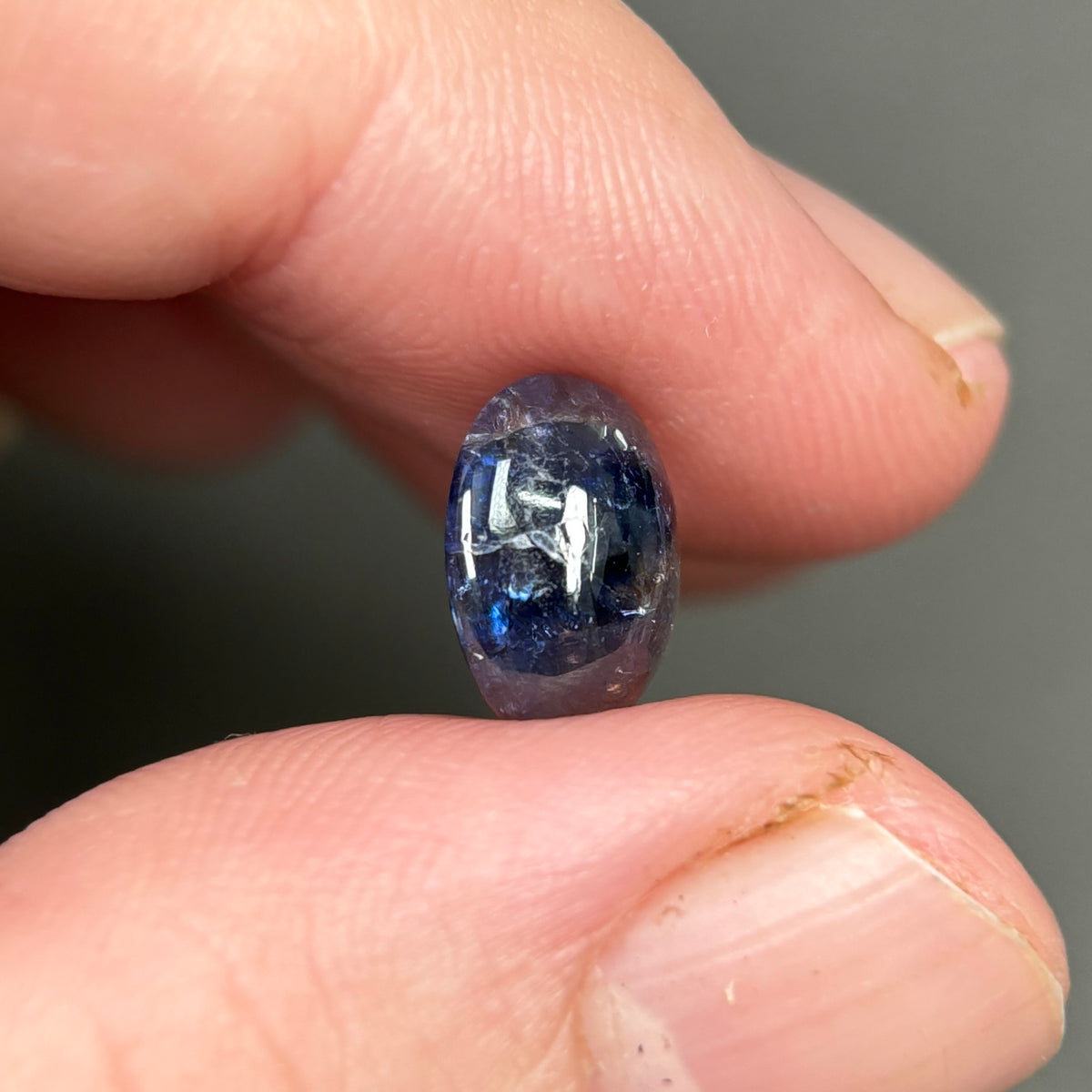 3,2ct Natural Blue Milky Cabochon Sapphire Viet Nam. No Treatment Sapphire Luc Yen.