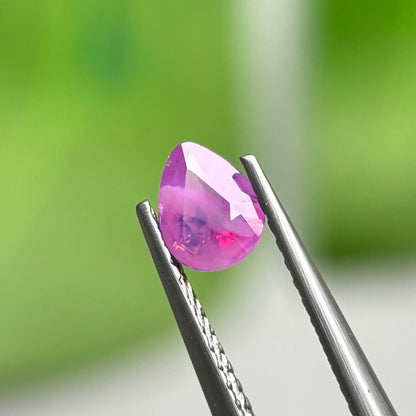 0,41ct Natural Pink Milky Sapphire Vietnam. Pear Shape. No Treatment Milky Sapphire Luc Yen.