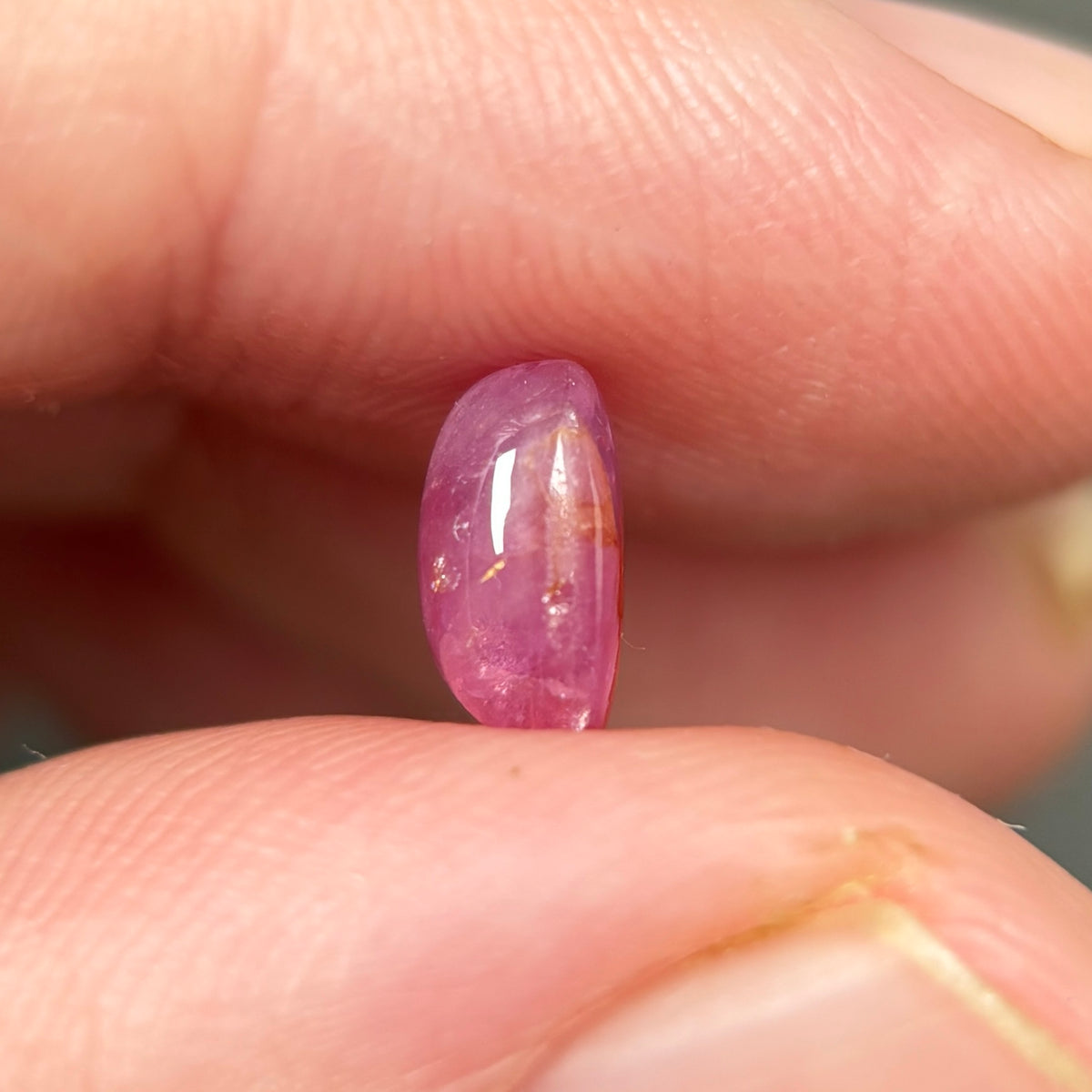 1,84ct Natural Pink Milky Cacbochon Sapphire Viet Nam. No Treatment Sapphire Luc Yen.