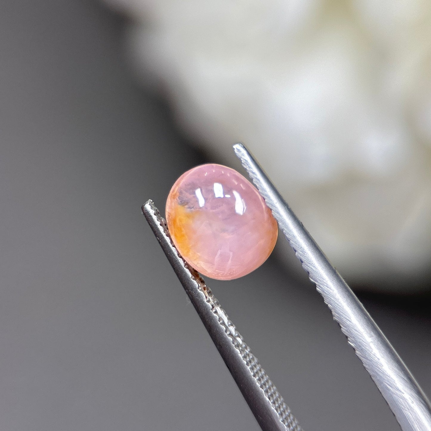 2,60ct Natural Orange Cacbochon Sapphire Viet Nam. No Treatment Sapphire Luc Yen.