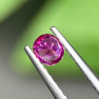 0,29ct Natural Pink Sapphire Viet Nam. Cushion Shape. No Treatment Sapphire Luc Yen.