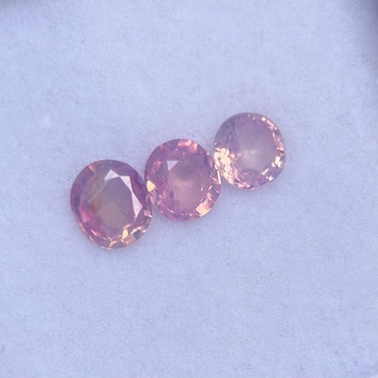0.77 ct /3Pcs Natural Pink  Milky Sapphire Viet Nam. Cushion Shape. No treatment.