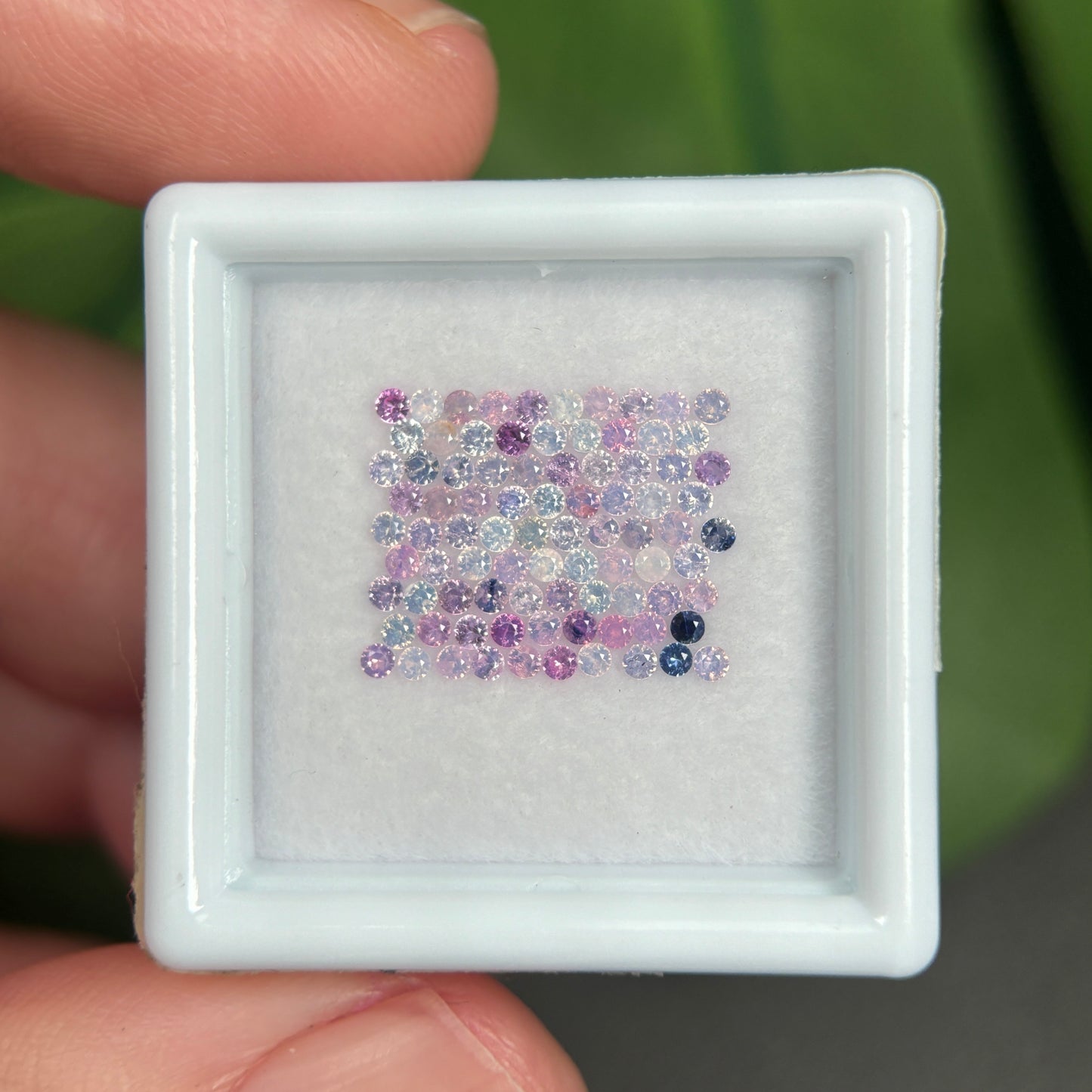 1,08ct/86Pcs Natural Sapphire Vietnam, Round Shape, C1 Quality, No Treament Sapphire Luc Yen. (Copy)