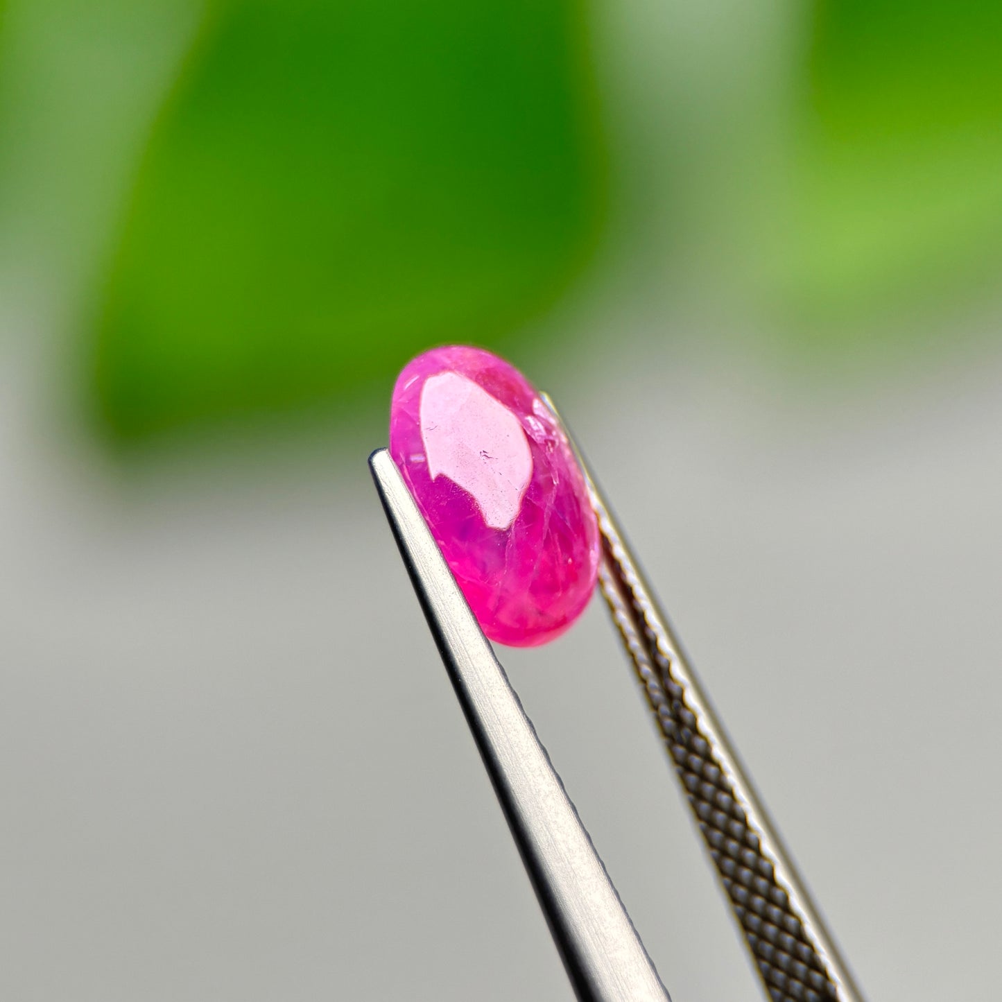 2.59ct Natural Ruby Cacbochon Viet Nam. No treatment Ruby Luc Yen.