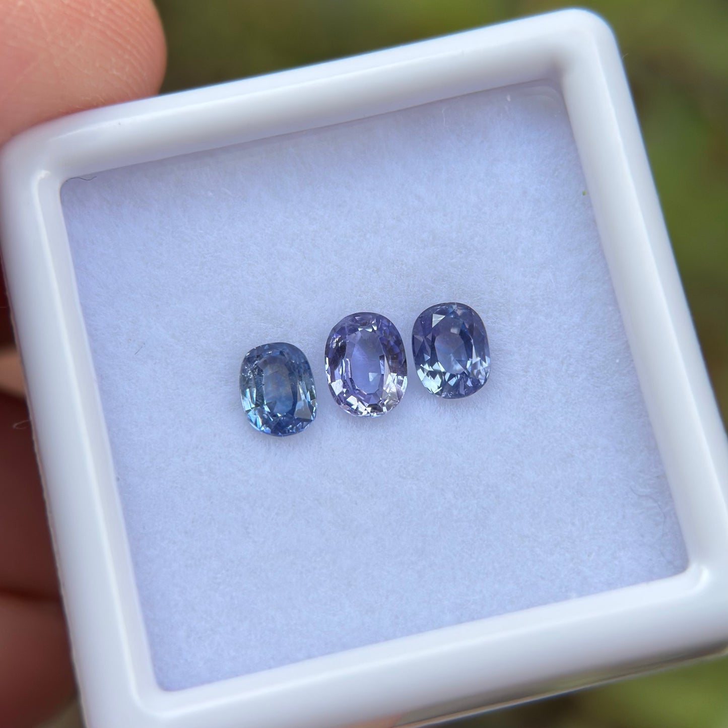 1,12ct/ 3Pcs Natural Blue Sapphire Viet Nam. Cushion Shape. No Treatment Sapphire Luc Yen.