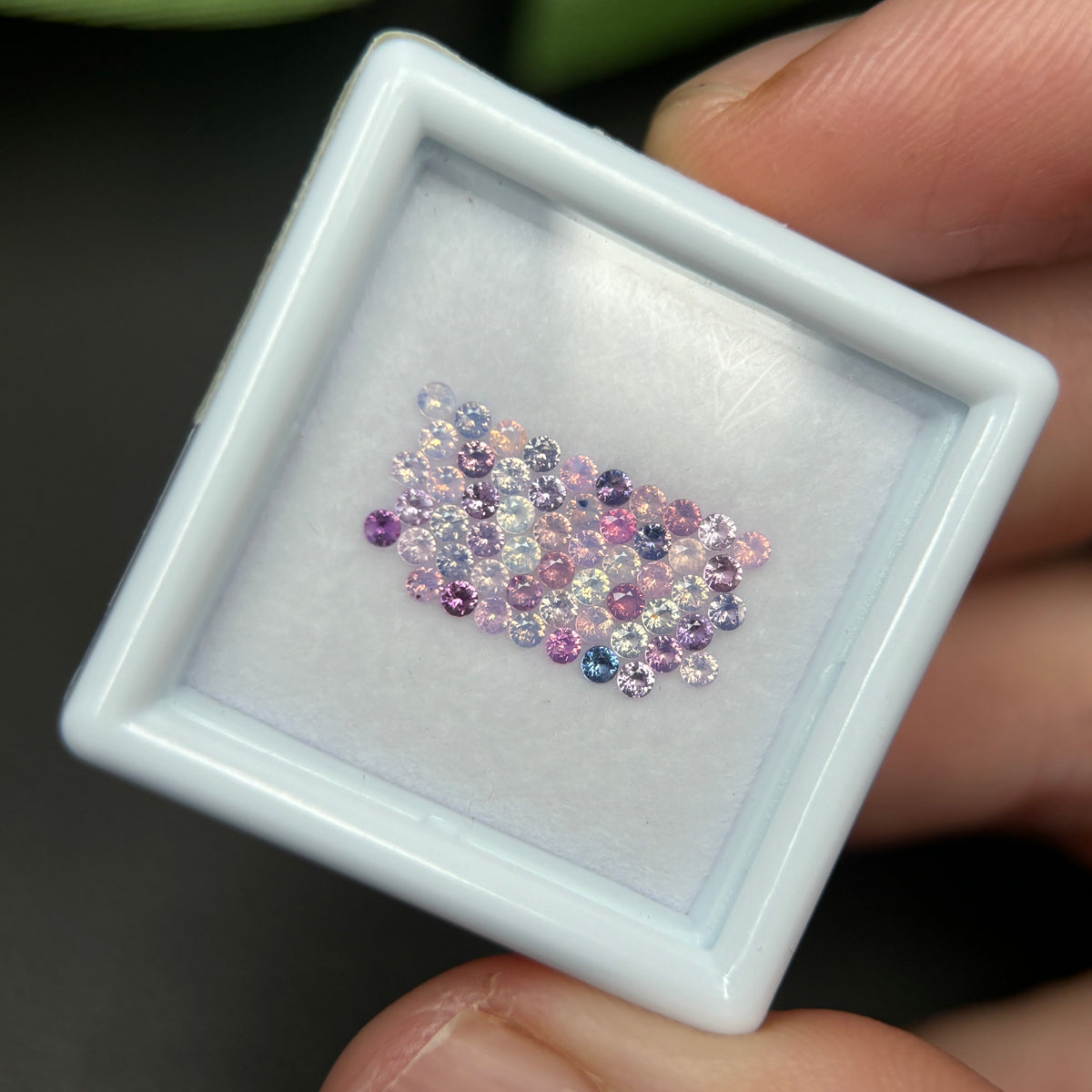 1,0ct/55Pcs Natural Sapphire Vietnam, Round Shape, C1 Quality, No Treatment Sapphire Luc Yen.