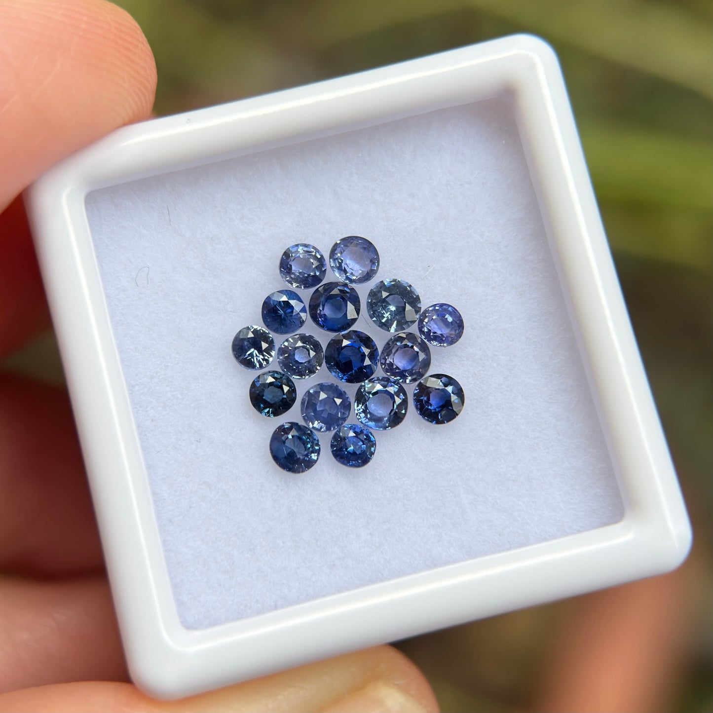 1,70ct/ 16Pcs Natural Blue Sapphire Viet Nam. Round Shape. No Treatment Sapphire Luc Yen.