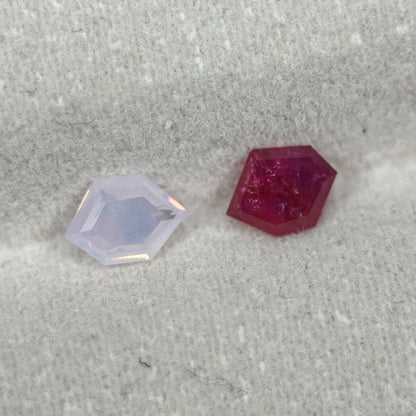 0,87ct/ 2Pcs Natural Ruby & Sapphire Viet Nam. Freeform. No Treatment Ruby, Sapphire Luc Yen.