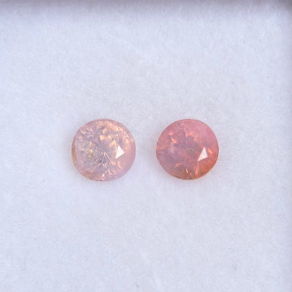 1.08ct/2Pcs Natural Pink Milky Sapphire Vietnam. Round Shape.