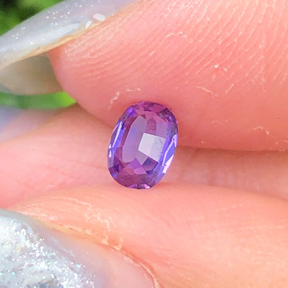 0,46ct Natural Purple Sapphire Vietnam. Cushion Shape. No Treatment Sapphire Luc Yen.
