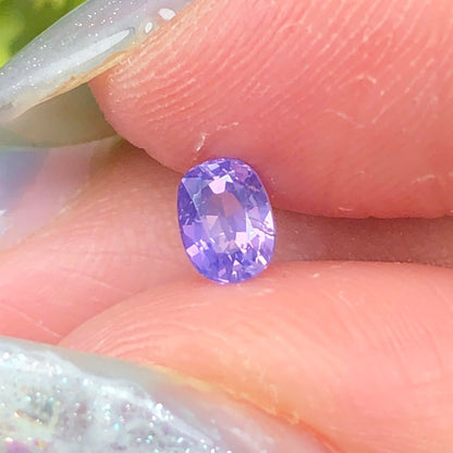 0,40ct Natural Purple Sapphire Vietnam. Cushion Shape. No Treatment Sapphire Luc Yen.
