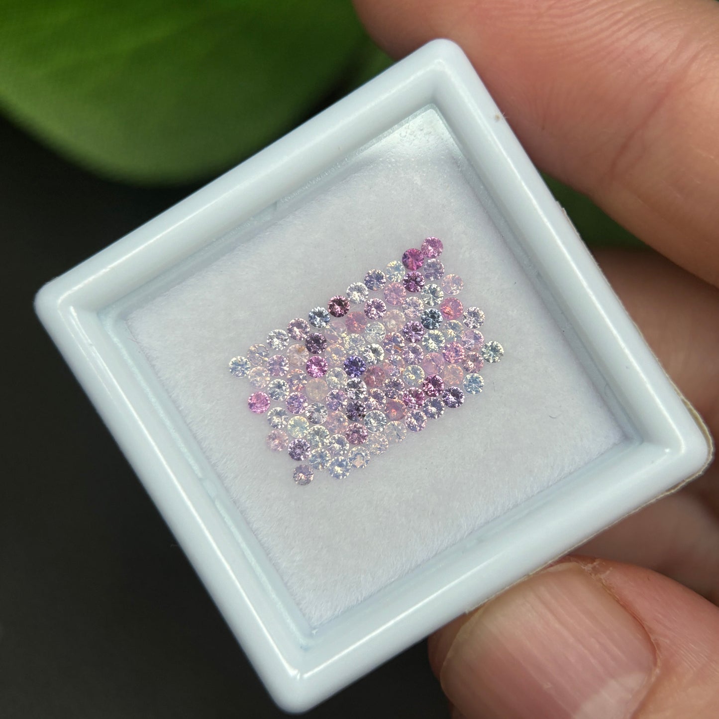 1,0ct/ 82Pcs Natural Sapphire Vietnam, Round Shape, C1 Quality, No Treatment Sapphire Luc Yen.