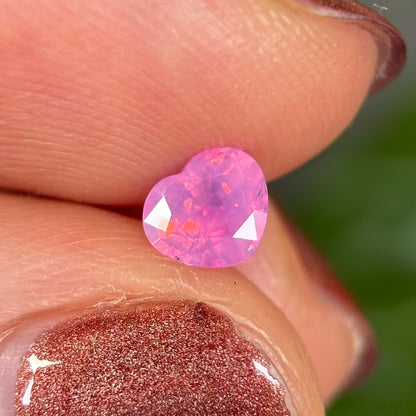 0.60 ct Natural Pink Milky Sapphire Vietnam. Heart Shape. No Treatment.
