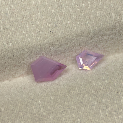 1,23ct/ 2Pcs Natural Pink Milky Sapphire Vietnam. Freeform. No Treatment Milky Sapphire Luc Yen.