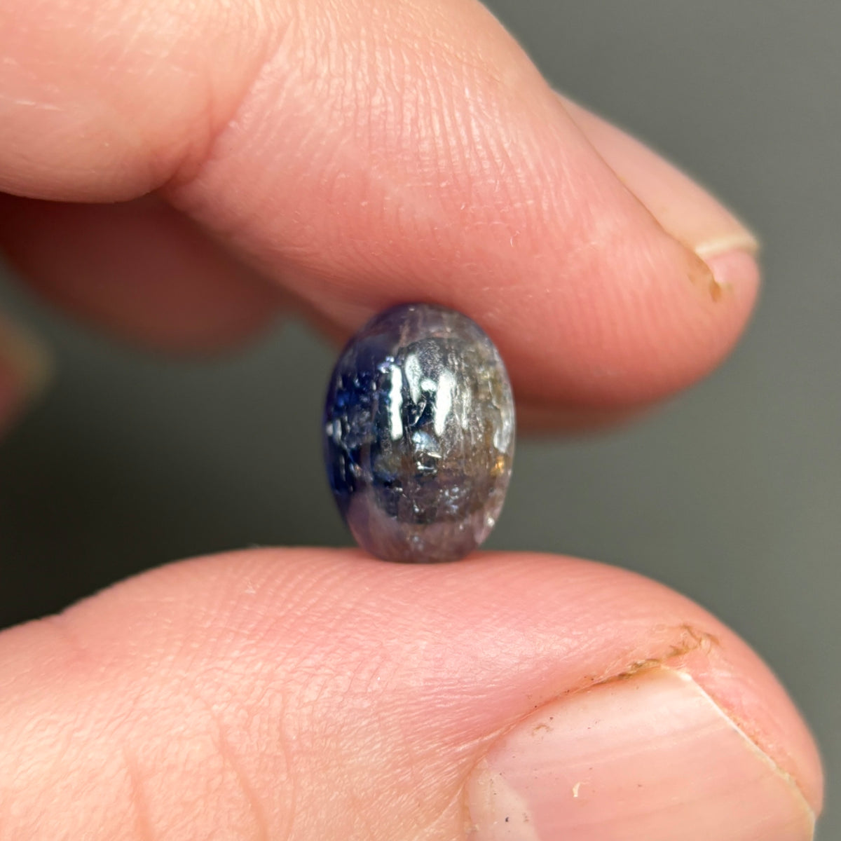 3,2ct Natural Blue Milky Cabochon Sapphire Viet Nam. No Treatment Sapphire Luc Yen.
