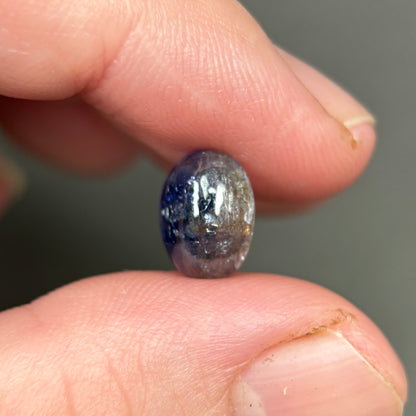 3,2ct Natural Blue Milky Cabochon Sapphire Viet Nam. No Treatment Sapphire Luc Yen.