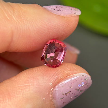 1.65 ct Natural Pink Spinel Vietnam