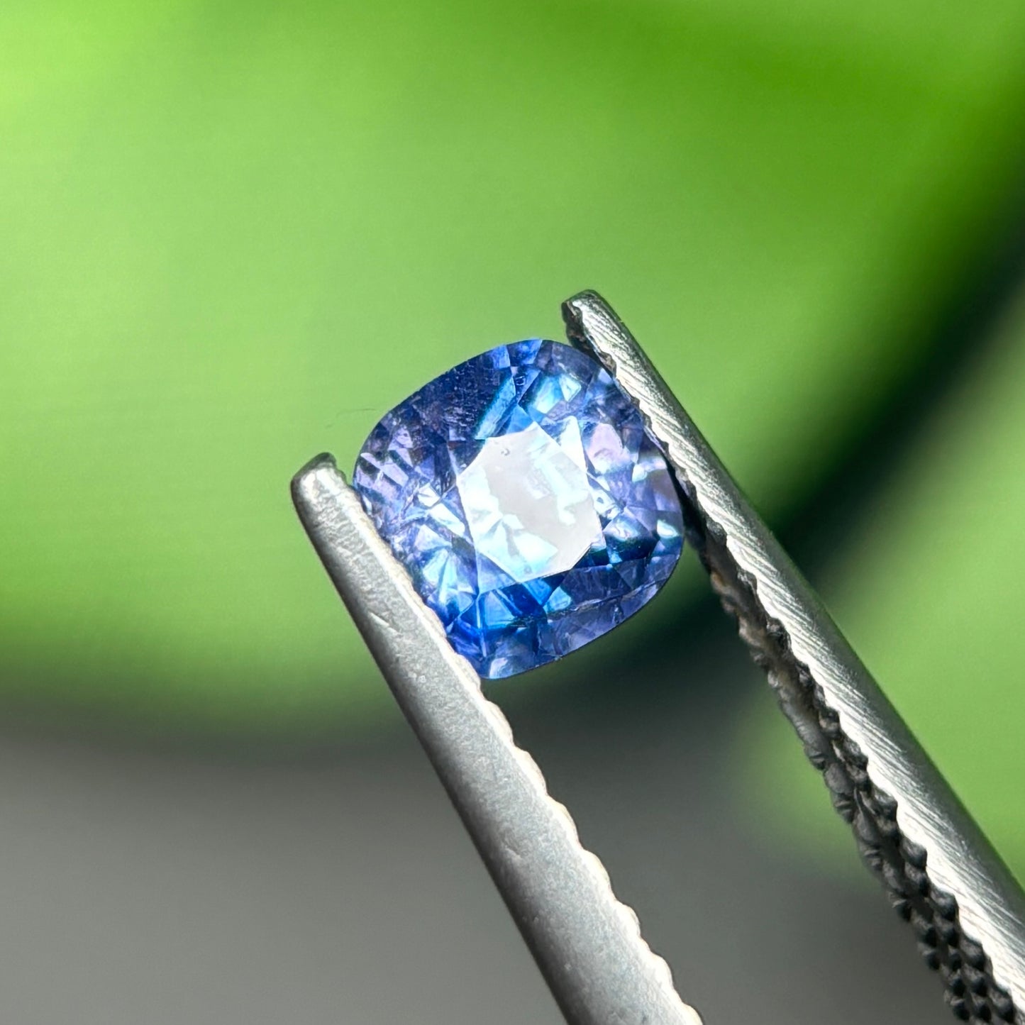 0,65 Natural Blue Sapphire Viet Nam. Cushion Shape. No Treatment Sapphire Luc Yen.