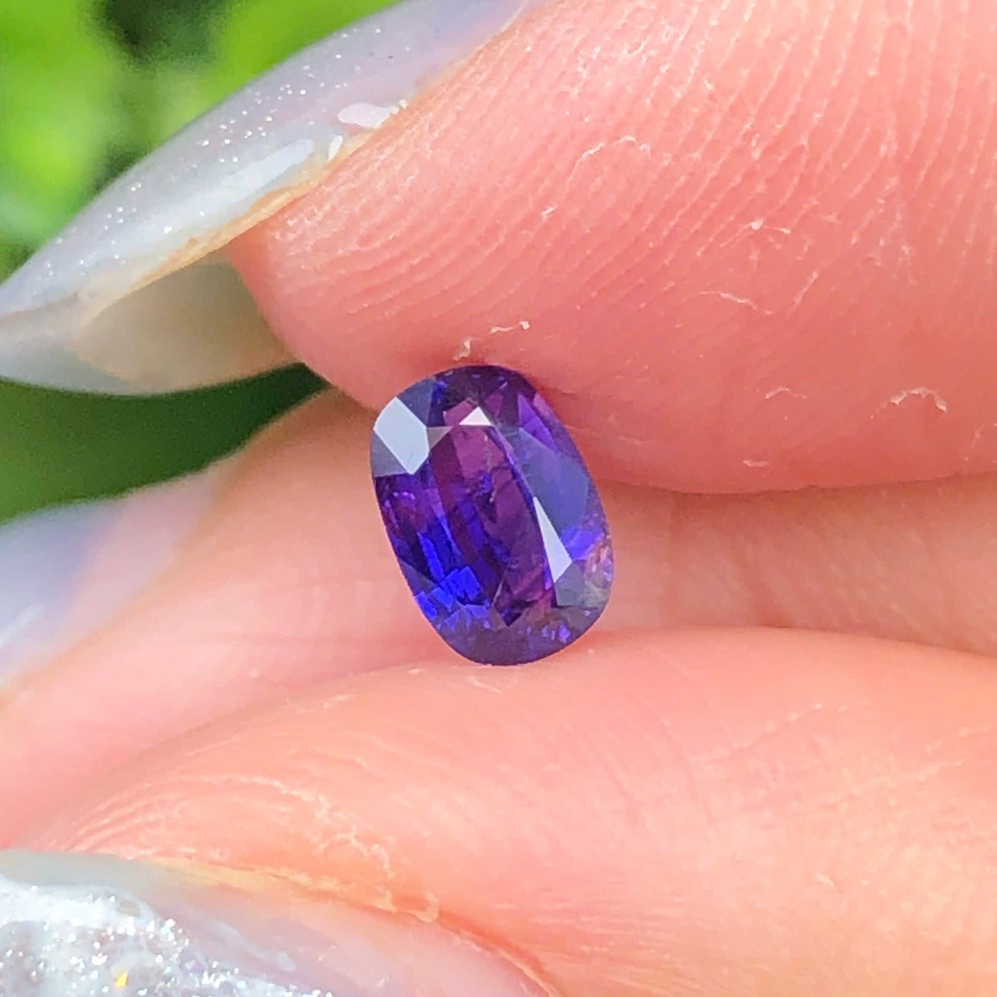 0,55ct Natural Purplish Blue Sapphire Vietnam. Cushion Shape. No Treatment Sapphire Luc Yen.