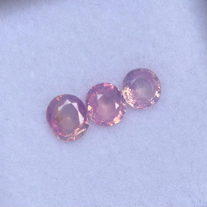 0.77 ct /3Pcs Natural Pink  Milky Sapphire Viet Nam. Cushion Shape. No treatment.